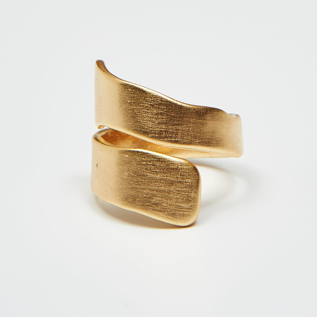Anillo Abrazado Colección Dharma - PRÓXIMAMENTE