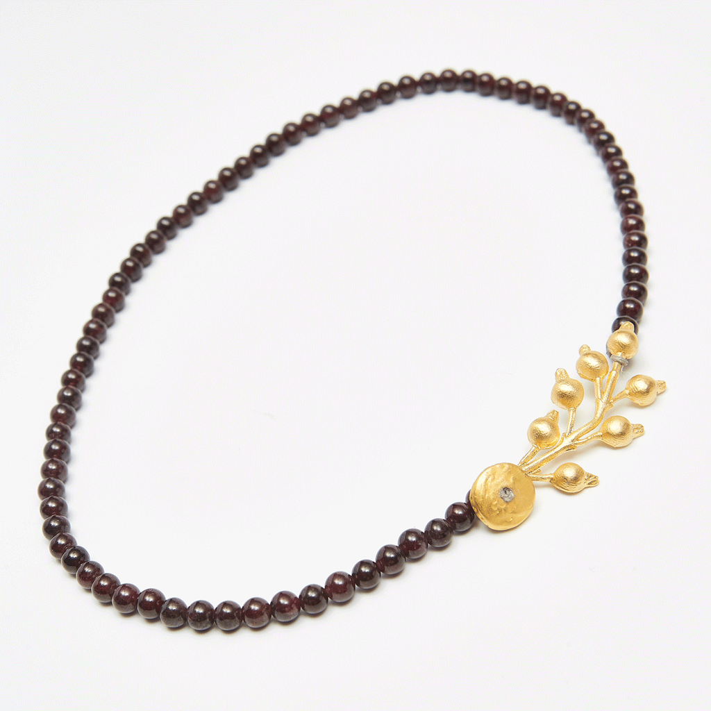 Collar corto Granaditas